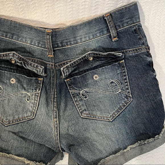 mossimo supply / distressed blue jean shorts - Picture 5 of 6